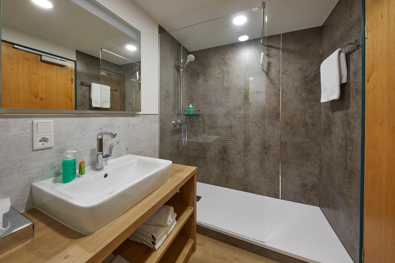 Hotel & Ferienappartements Edelweiss فيلنغن المظهر الخارجي الصورة