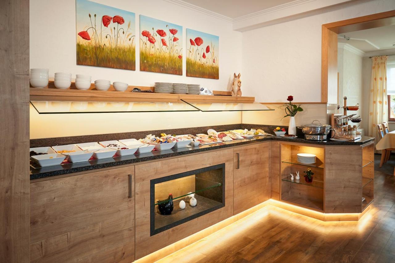 Hotel & Ferienappartements Edelweiss فيلنغن المظهر الخارجي الصورة