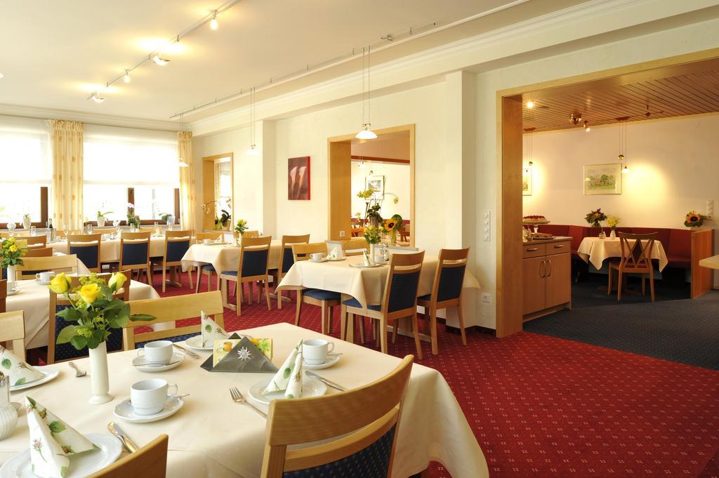 Hotel & Ferienappartements Edelweiss فيلنغن المظهر الخارجي الصورة