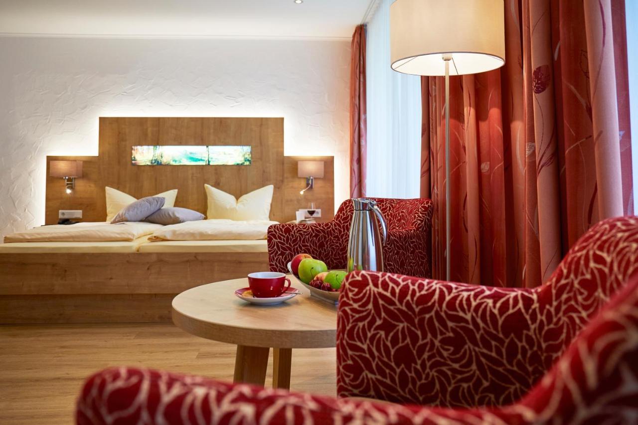 Hotel & Ferienappartements Edelweiss فيلنغن المظهر الخارجي الصورة