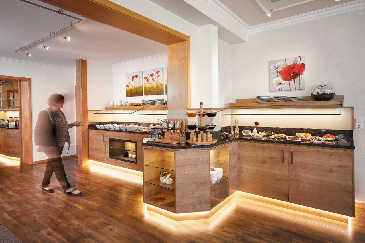 Hotel & Ferienappartements Edelweiss فيلنغن المظهر الخارجي الصورة